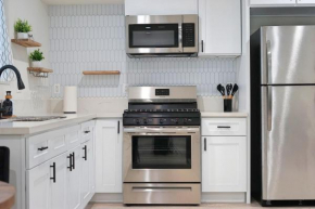 Spacious 1 Bedroom and Studio